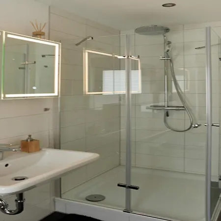 Haus Freigeist - Zum Gartenblick Lägenhet